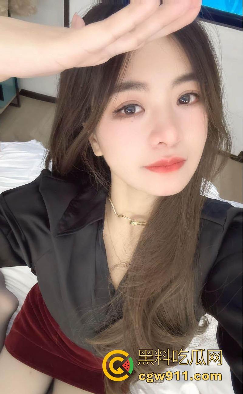 瓜友远征深圳懿德轩76号女技师,C杯美乳白嫩粉尖,身材曲线玲珑服务贴心,服务很到位!