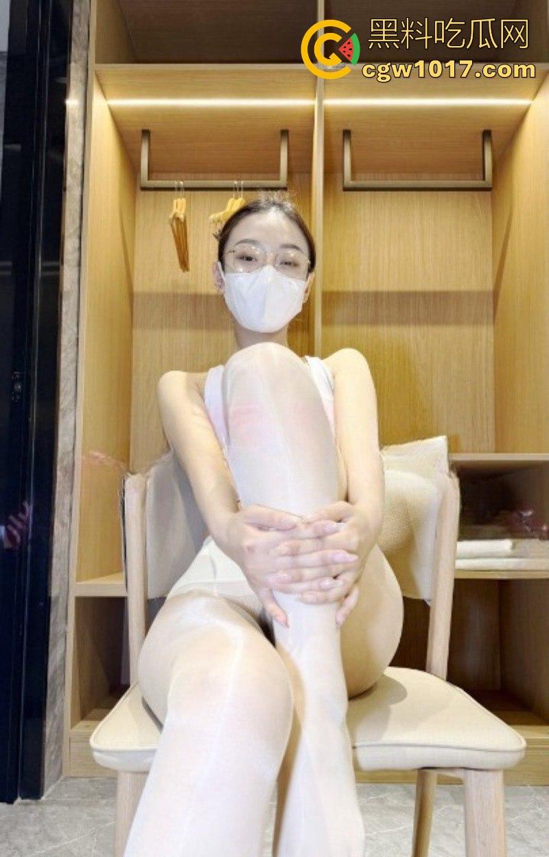 快手御姐网红【媚娘白玉花】最新私密视频曝光,大尺度换衣擦边,雪白肌肤粉嫩诱人美到窒息,释放原始欲望!