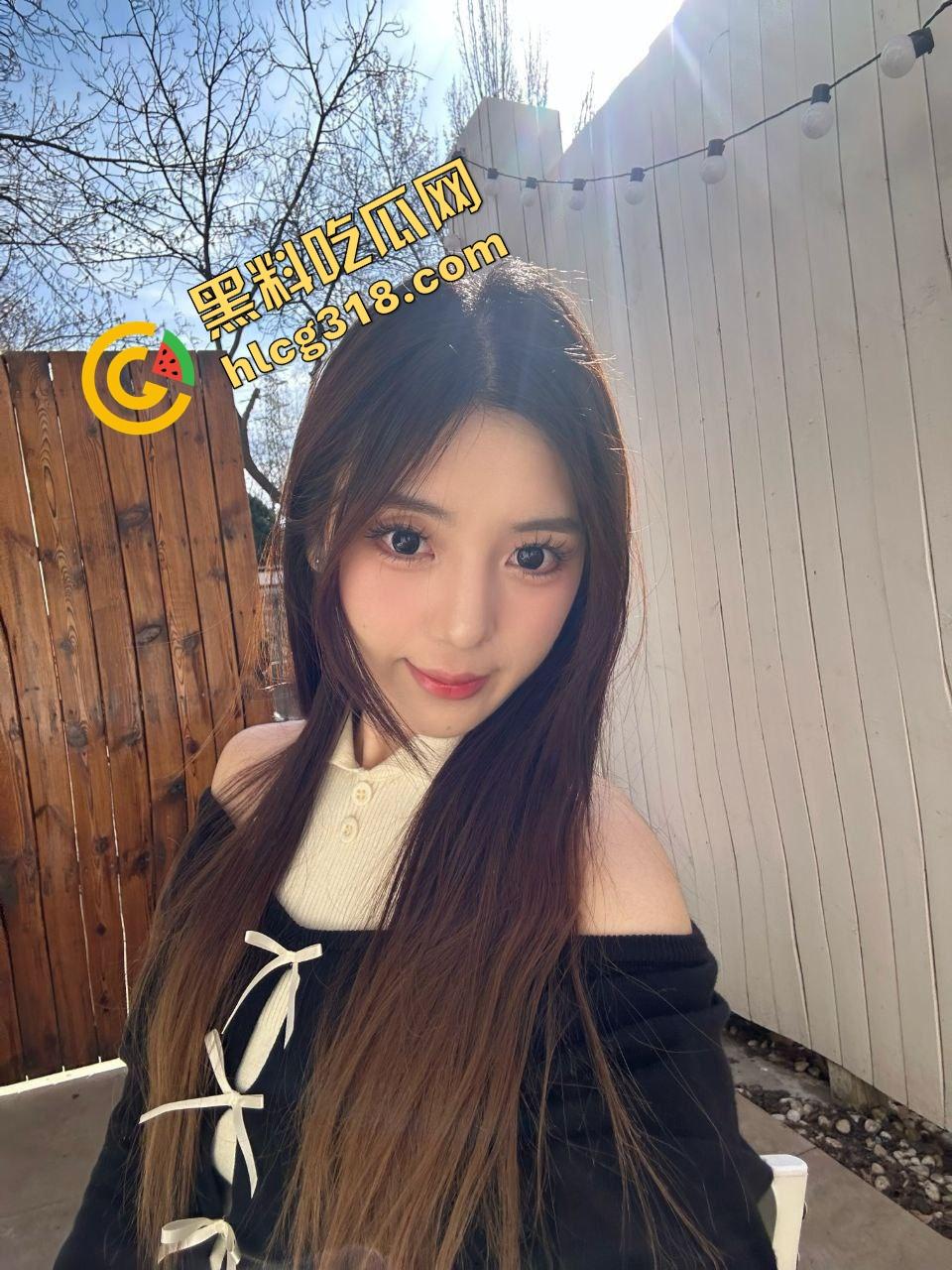 酒吧男厕野战偷拍流出,音乐声都盖不住骚货浪叫,男的一边拍一边干,门外敲门她越叫越浪!