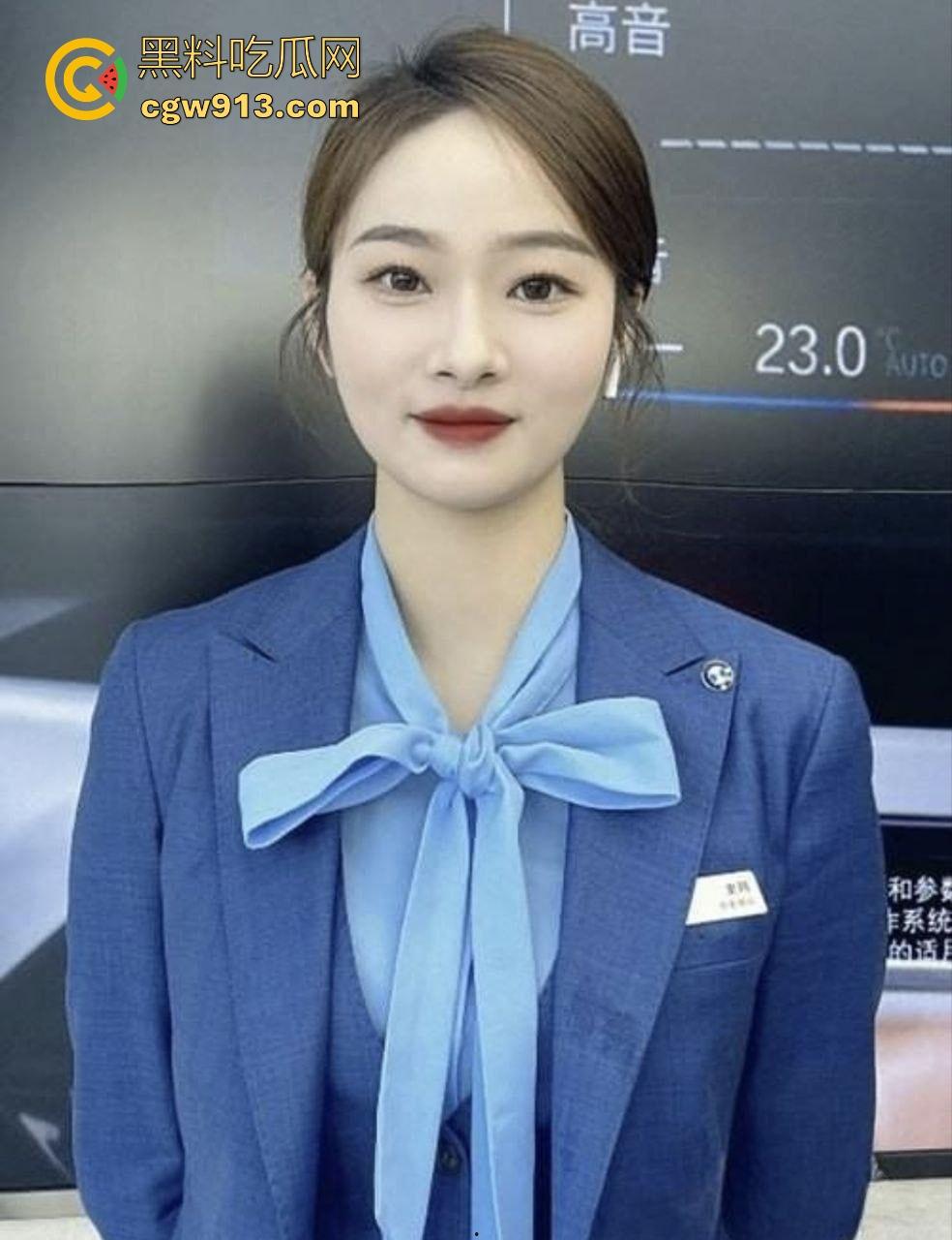 骚的不定是小姐,还有可能是销售,半哄半骗为保小姐姐业绩全款拿下,酒店无套内射表示感激!