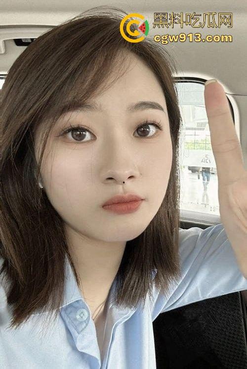 骚的不定是小姐,还有可能是销售,半哄半骗为保小姐姐业绩全款拿下,酒店无套内射表示感激!