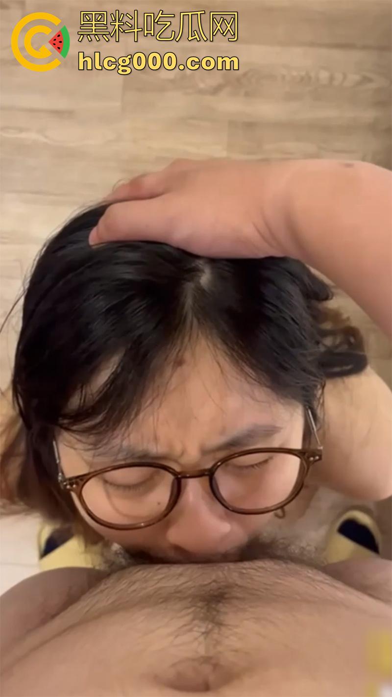 大神探探约啪高颜值眼镜妹,巨乳肥臀职业幼师,看起来斯斯文文,但床上是真的骚,真是爽翻了!