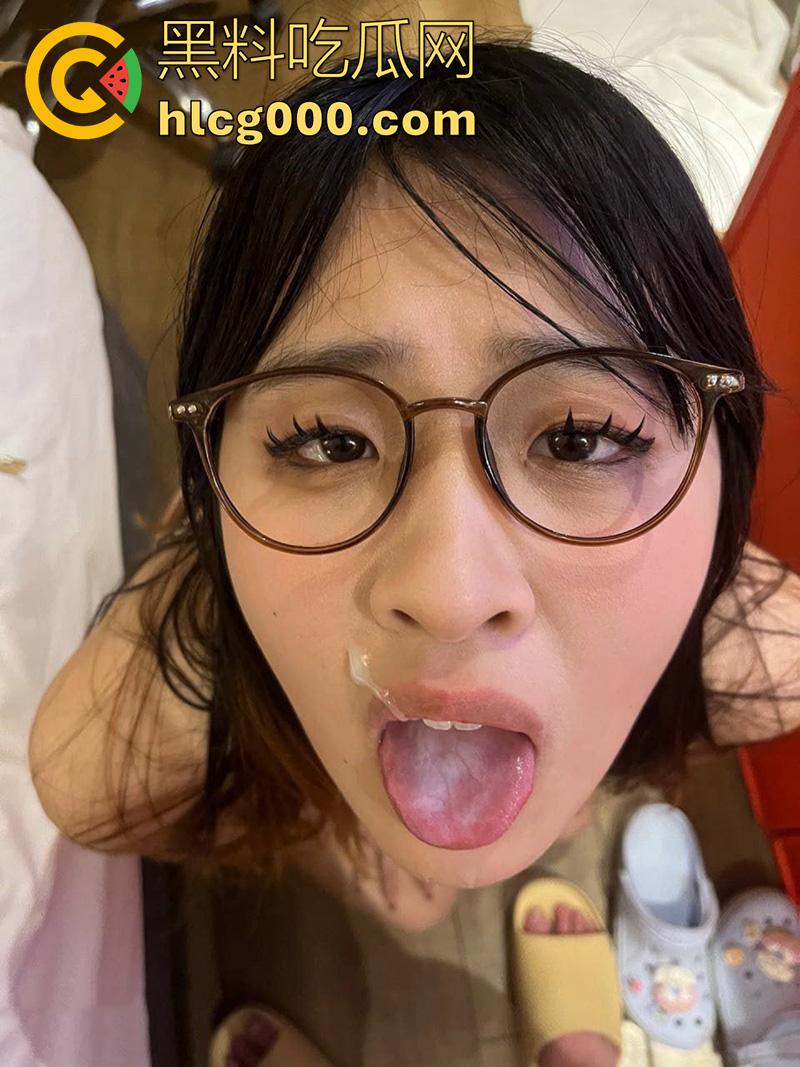 大神探探约啪高颜值眼镜妹,巨乳肥臀职业幼师,看起来斯斯文文,但床上是真的骚,真是爽翻了!