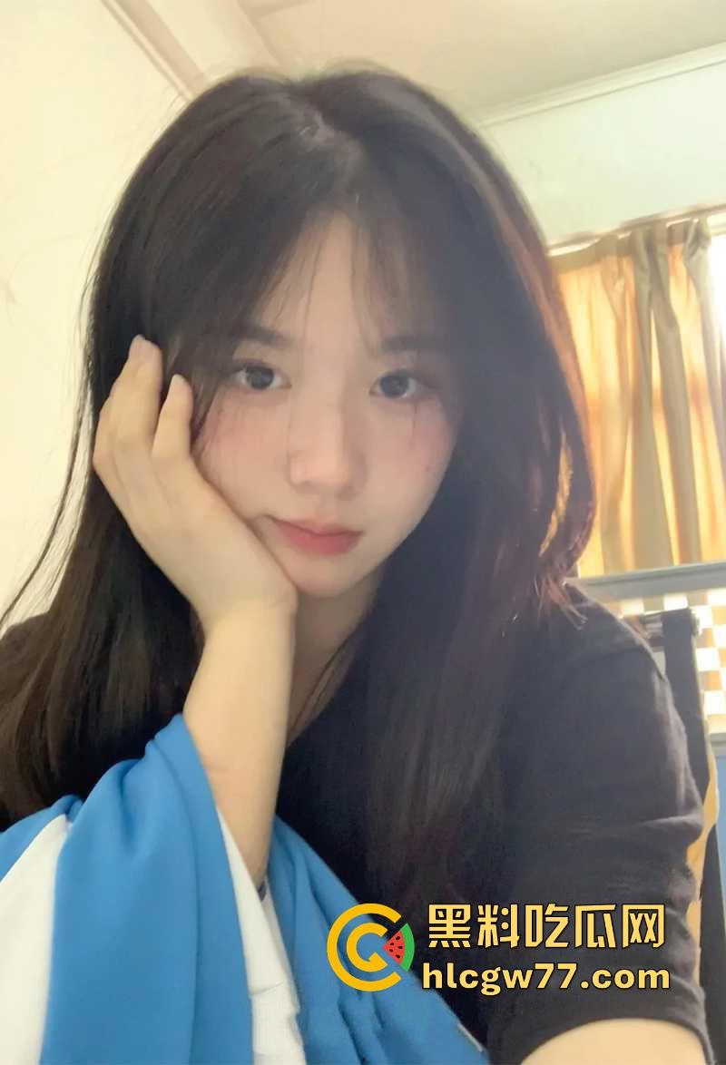 00后清纯学生妹【小玉米】自慰视频流出 穿着情趣女仆装卖浪发骚 跳蛋插穴淫水横流直冒白浆