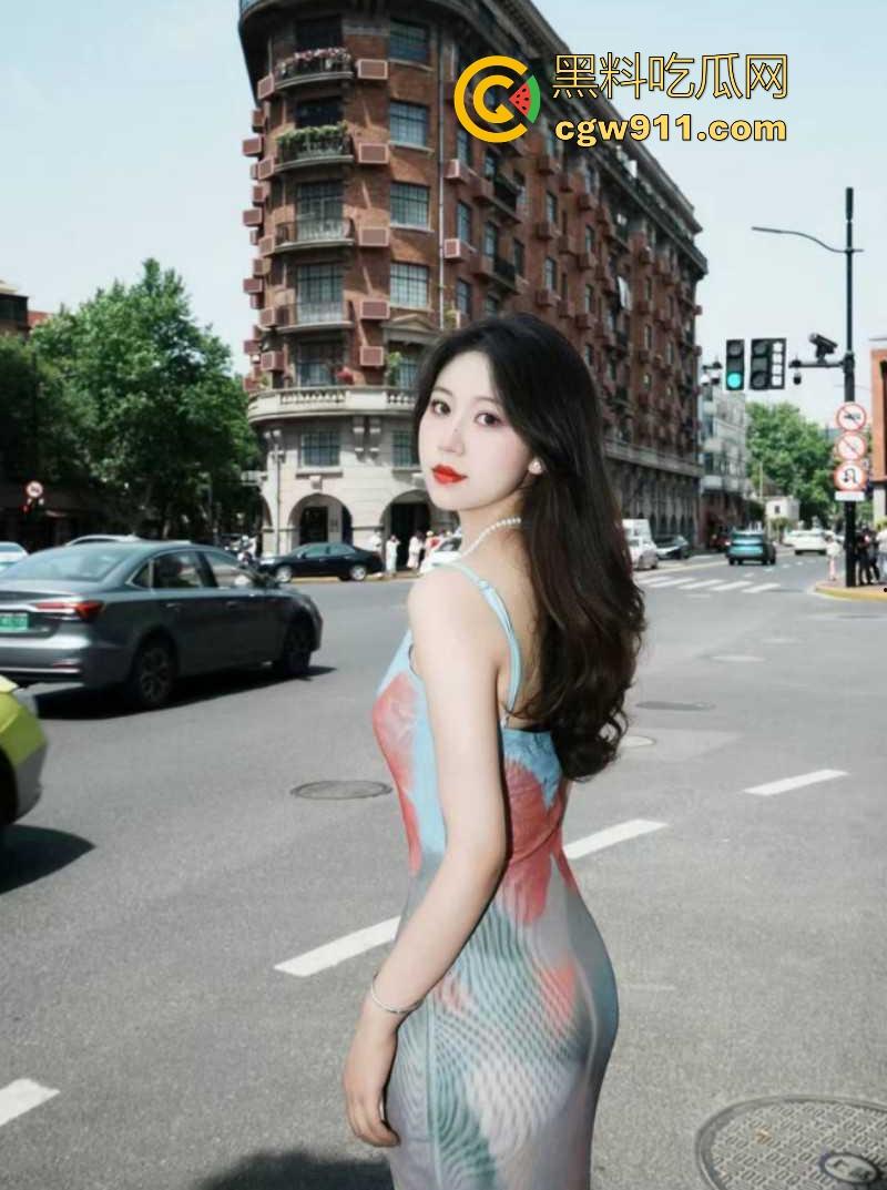 四川美术学院极品学姐【王芷情】与金主约炮被男友报复曝光私拍,性感骚货,极致后入爽到激烈抽搐!