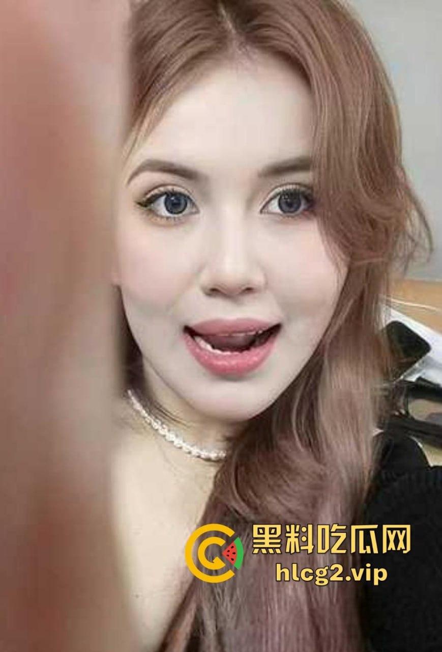 骚逼维族探探约炮被爆操!翘臀蜜穴被干到软,浪叫声撩人心弦,操得她死去活来!