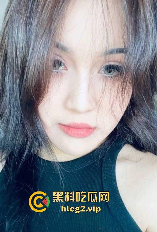 骚逼维族探探约炮被爆操!翘臀蜜穴被干到软,浪叫声撩人心弦,操得她死去活来!