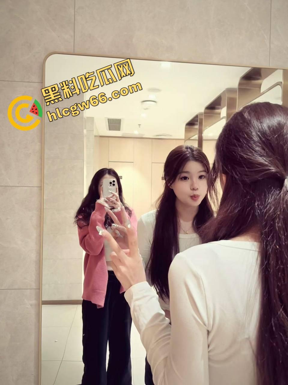 湖南瓜友真实分享人妻老婆骚成精,早上刚睁眼就含我老二,非要日一炮才吃早餐,六味地黄丸都压不住肾亏!