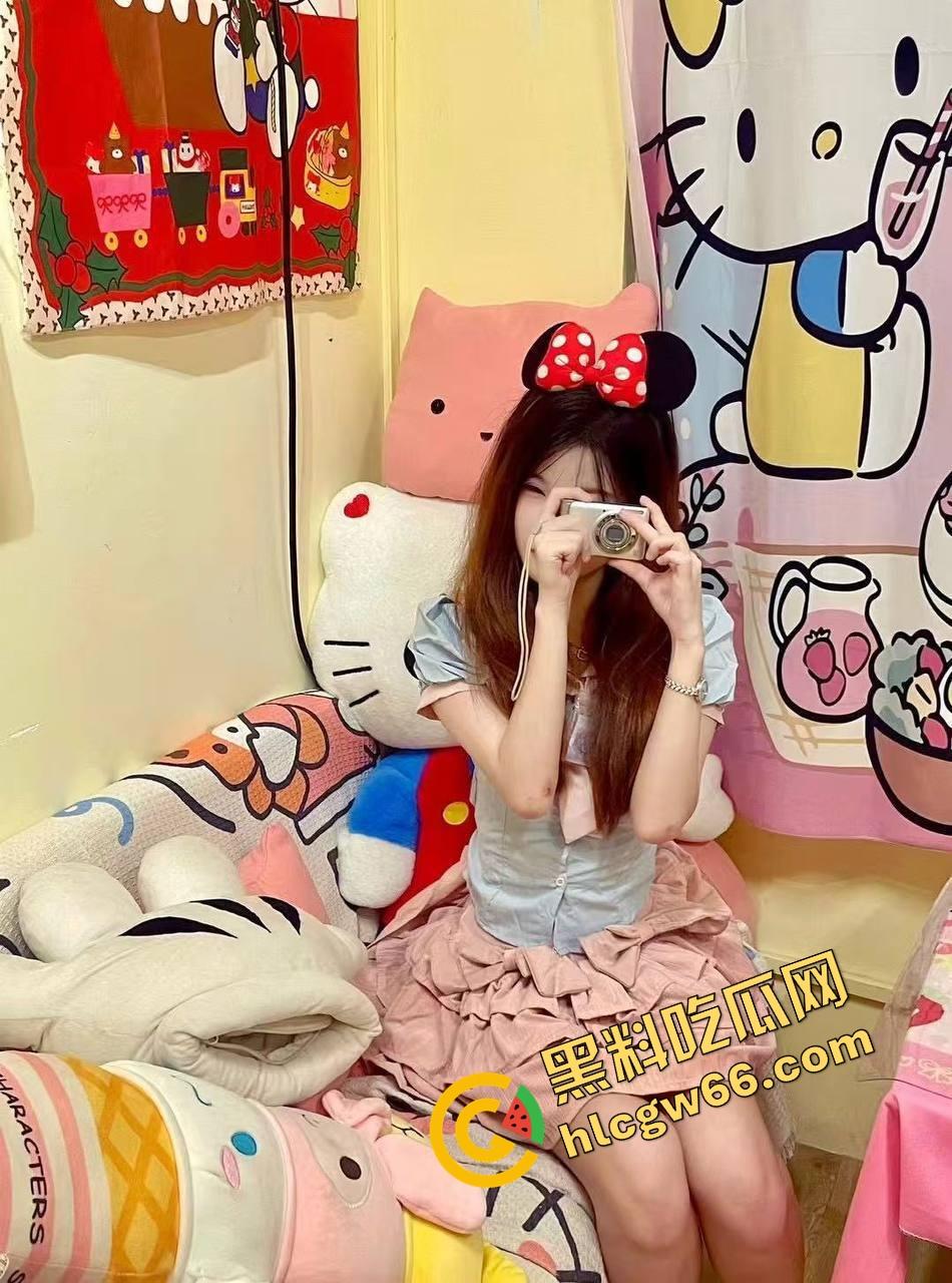 湖南瓜友真实分享人妻老婆骚成精,早上刚睁眼就含我老二,非要日一炮才吃早餐,六味地黄丸都压不住肾亏!