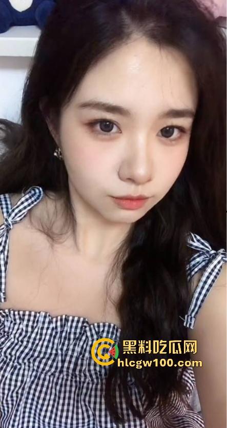 南开女研究生【孙雪瑶】被内射全程露脸,肥臀后入高潮不断,吃鸡时的陶醉表情成最大看点!