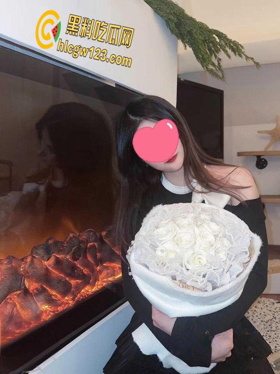 海角大神奶子即正义，多角度爆操甜美小姨子，玩了老婆必须得把老婆的妹妹也玩一遍！