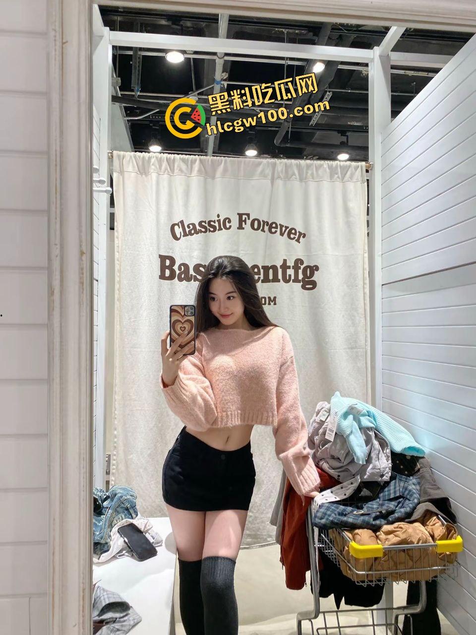 猎奇性爱!成都小情侣反差婊【雷倩】塑料膜炸裂做爱,袜子当套激烈操逼!原创独家曝光流出!