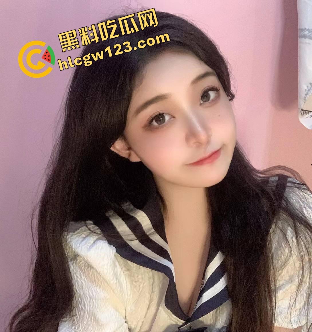 浓精当晚宴,苏州【jenny】靠口技拿下整个LV专柜,大哥轮着来她轮着吞,一个包一个射靠嘴混出圈!