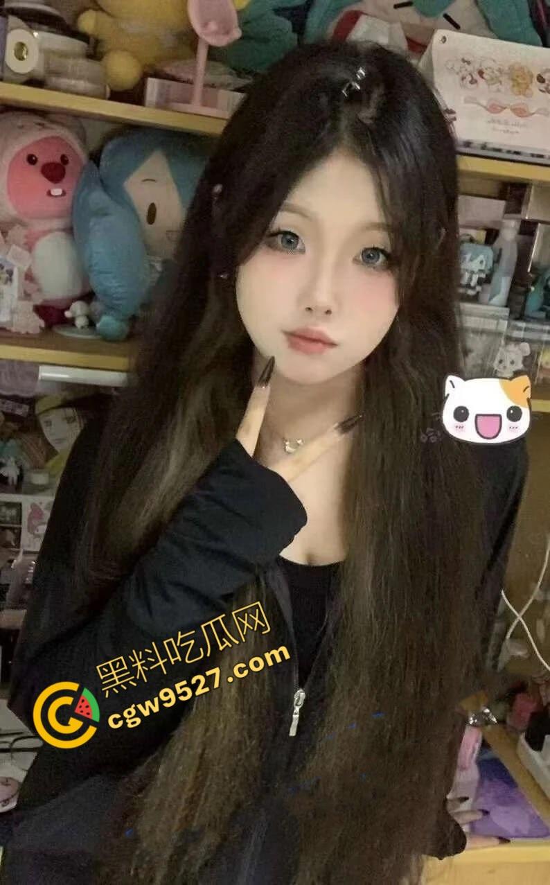 湖北大学生梁玉莉专修性爱学,床技高超让金主欲罢不能,巨乳肥臀淫水超多,妥妥的吸精神器