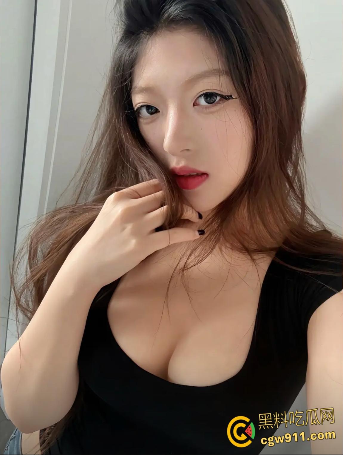 海王抖音广撒鱼,抖音【悲伤kitty 】清纯妹妹两千下海约炮,骚货颜值很高口活一流,穿着情趣内衣被后入爆操 !