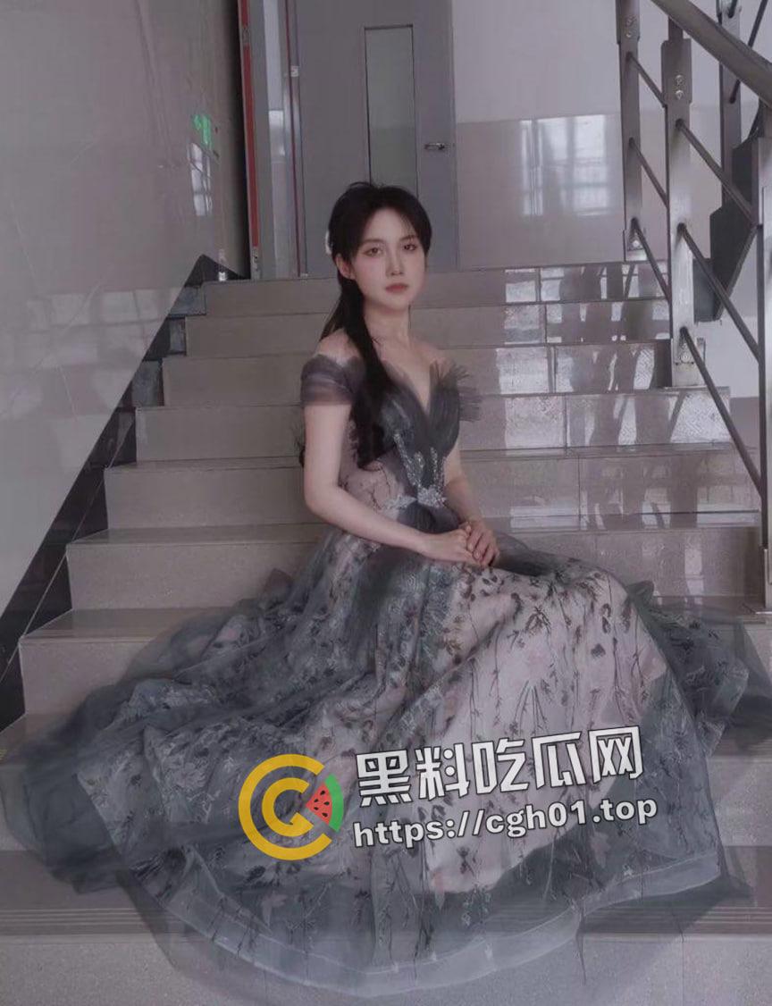 女大学生媚黑婊 子宫纹上黑色Q 此生只被黑人草 参加尼哥淫趴视频呗流出