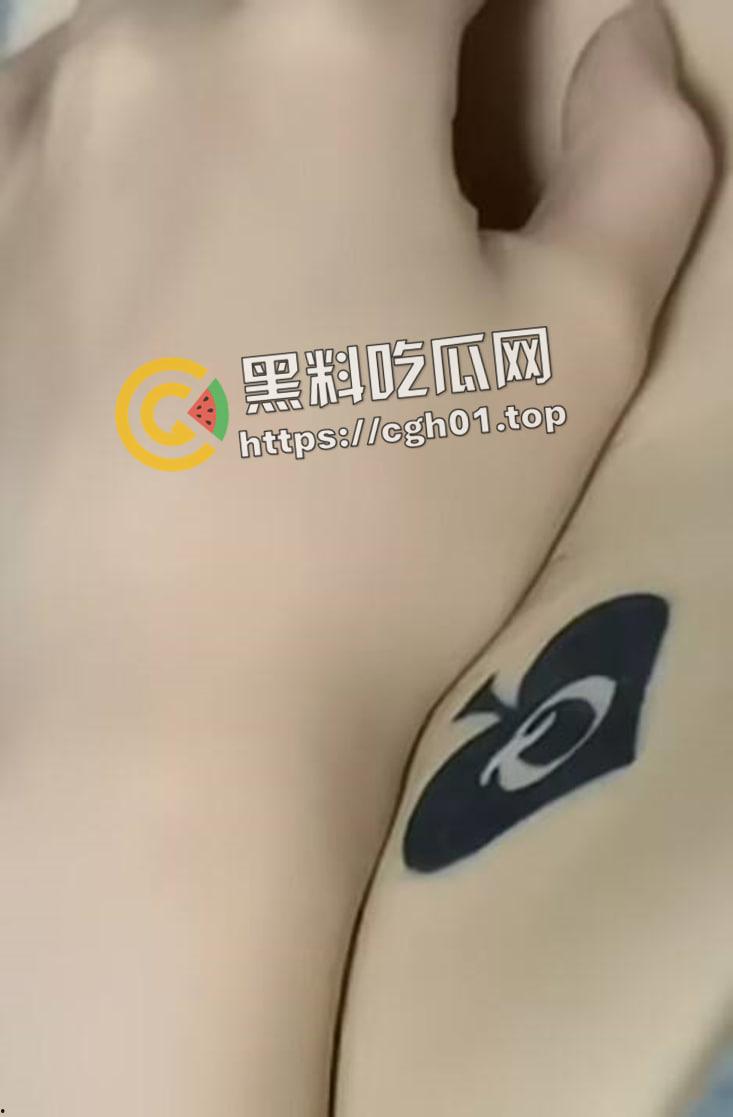 女大学生媚黑婊 子宫纹上黑色Q 此生只被黑人草 参加尼哥淫趴视频呗流出