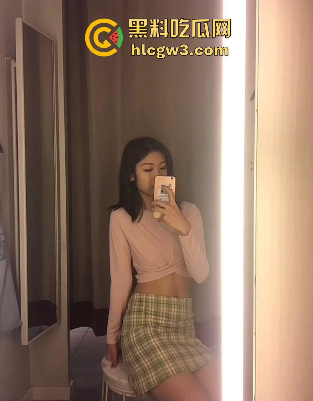 河北清纯反差女友【张梓萱】性爱视频疯传,娇嫩粉穴被操到翻白眼,叫声甜得腻人!