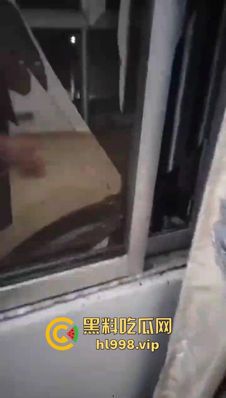 广西灵山凌晨一场大动静!五发导弹震穿黑夜,满天飞机飞来飞去!