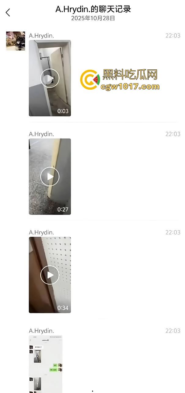 重庆人文科技学院一教音乐的女老师在厕所内上吊自杀,深夜被上厕所的女同学发现,现场极其吓人!