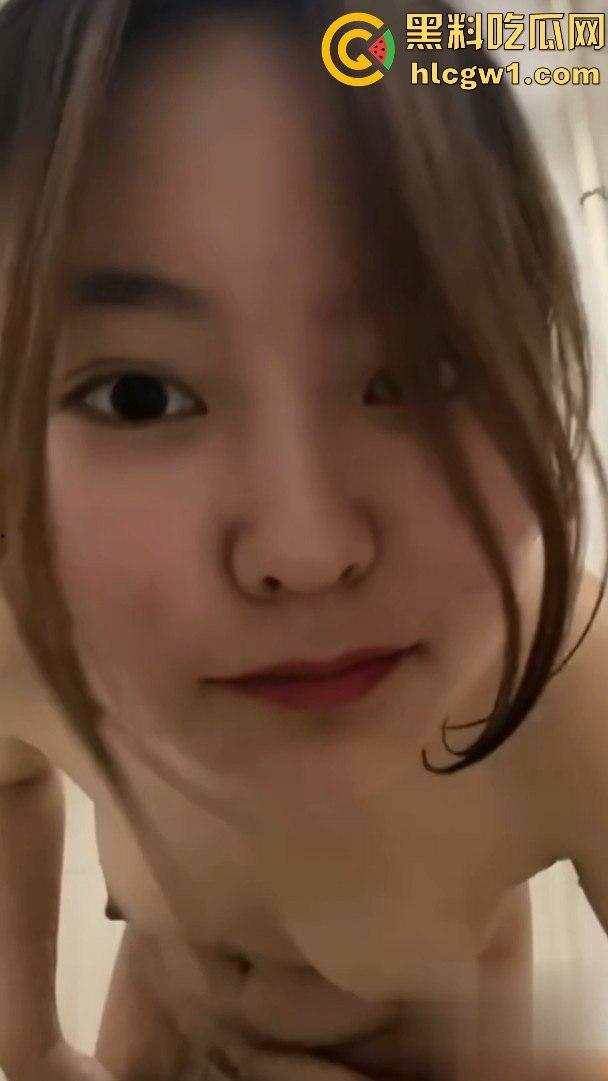 烟台大学城的最新破事儿!大三『李志敏』白天扮纯晚上扮狗,分手后渣男爆出猛操视频,屁股颠得比马都狠!