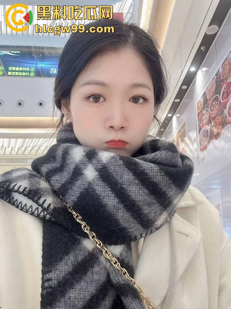 小编推荐!湖南长沙反差御姐【刘依依】 社交软件撩骚约炮视频裸聊,隔着镜头都阻挡不了的骚劲。