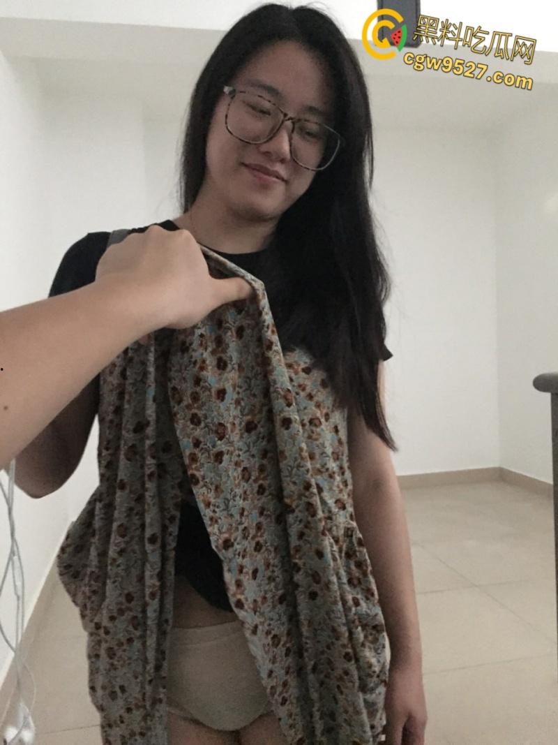 南昌第一中学【谭婷】,知识分子眼镜语文老师,平日里受人尊敬的人民教师,脱了裤子也是一条好母狗 !