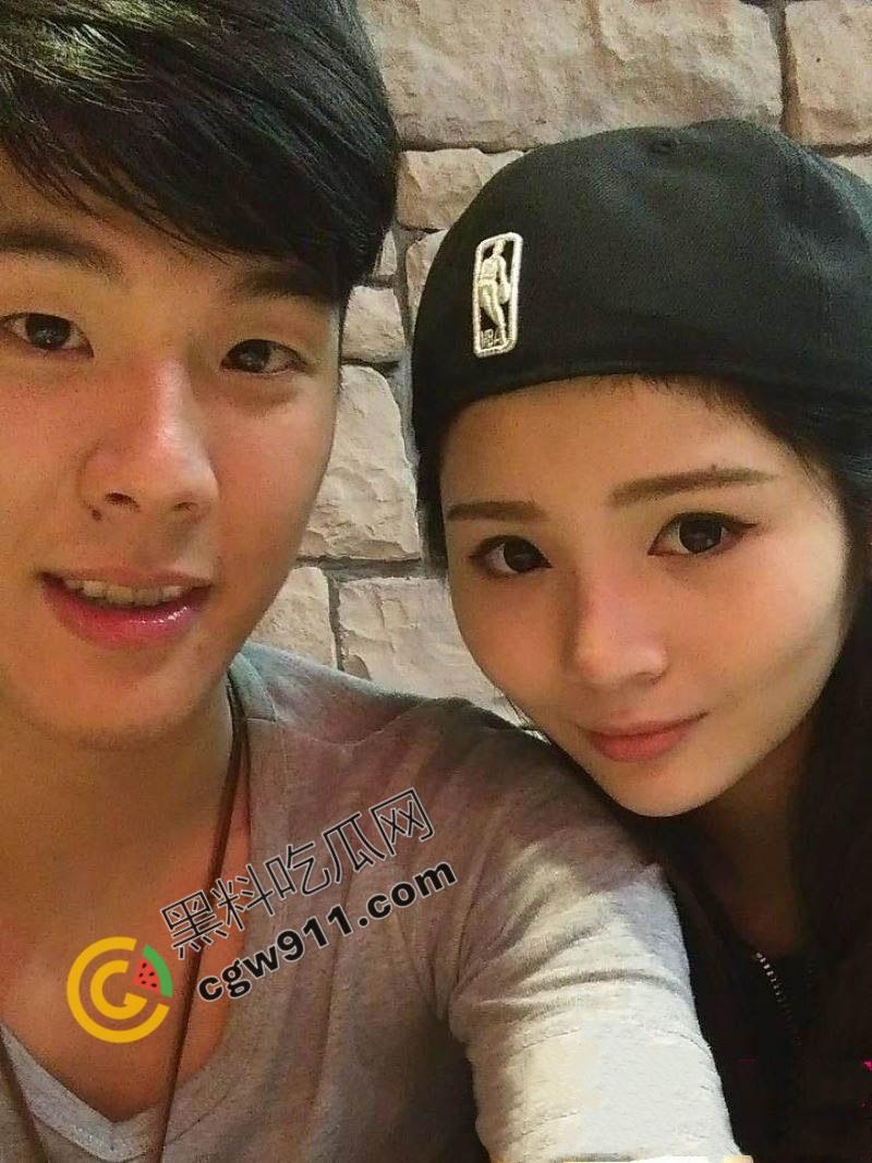 成都高冷御姐【李艺璇】不雅私照外泄引疯传！蒙眼捆绑调教，对镜头后入打桩，淫荡母狗完美展现