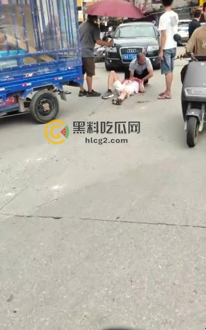 广东普宁市党委书记取快递遭持刀捅伤!纠纷引发一死一伤,嫌疑人被拘留