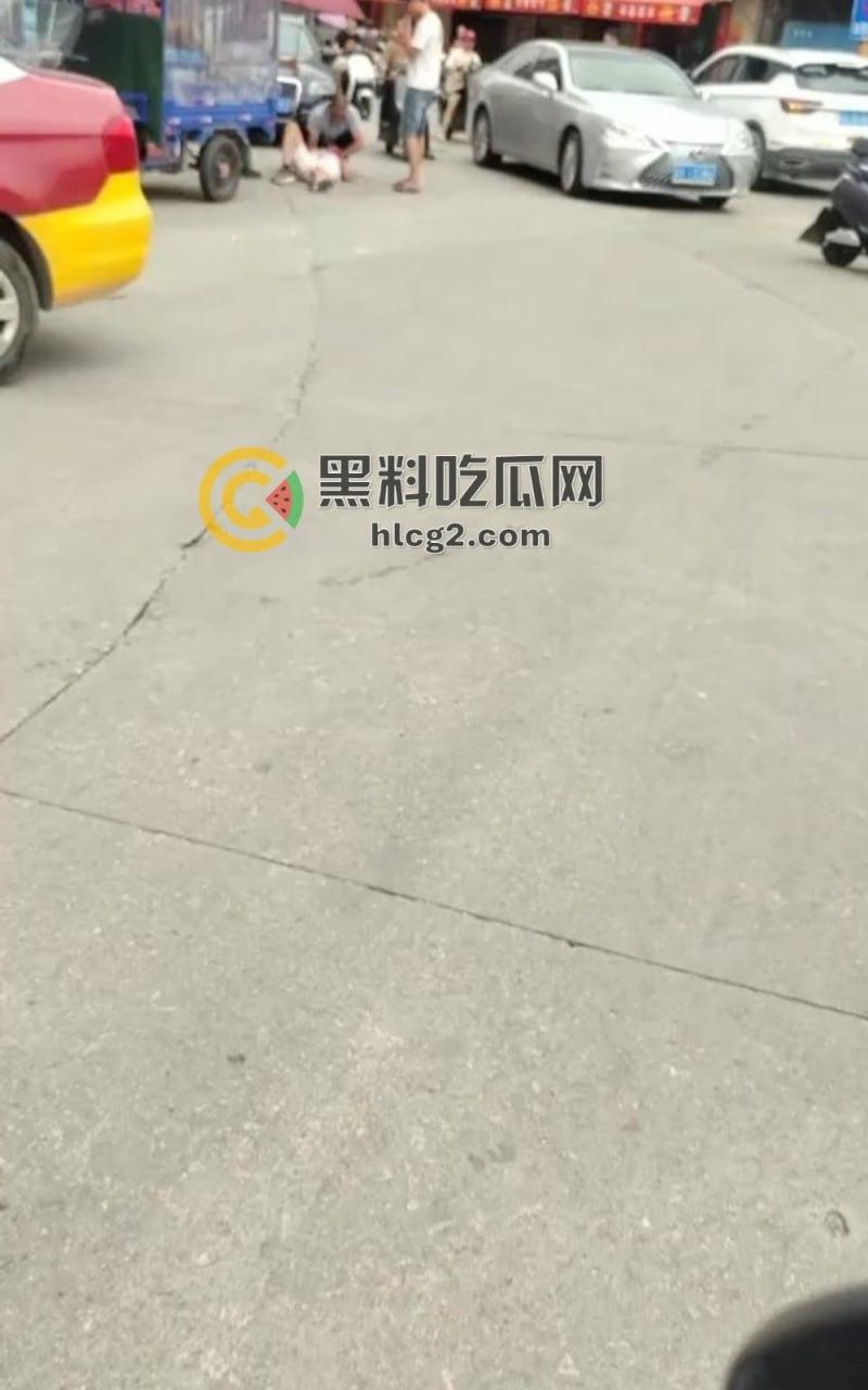 广东普宁市党委书记取快递遭持刀捅伤!纠纷引发一死一伤,嫌疑人被拘留