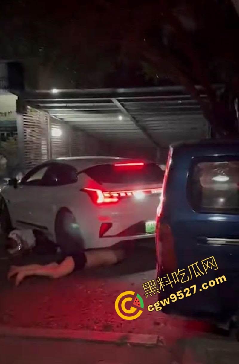 愤怒驾驶酿惨剧!重庆车主暴躁碾压群众,1死4伤!现场惨不忍睹,众怒难平!