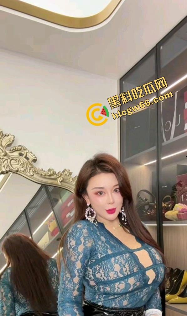 人妻人设崩塌,抖音大奶网红【大诗瑶】被爆操视频流出,露脸喊射我骚穴里,金主干到内射狂喷!