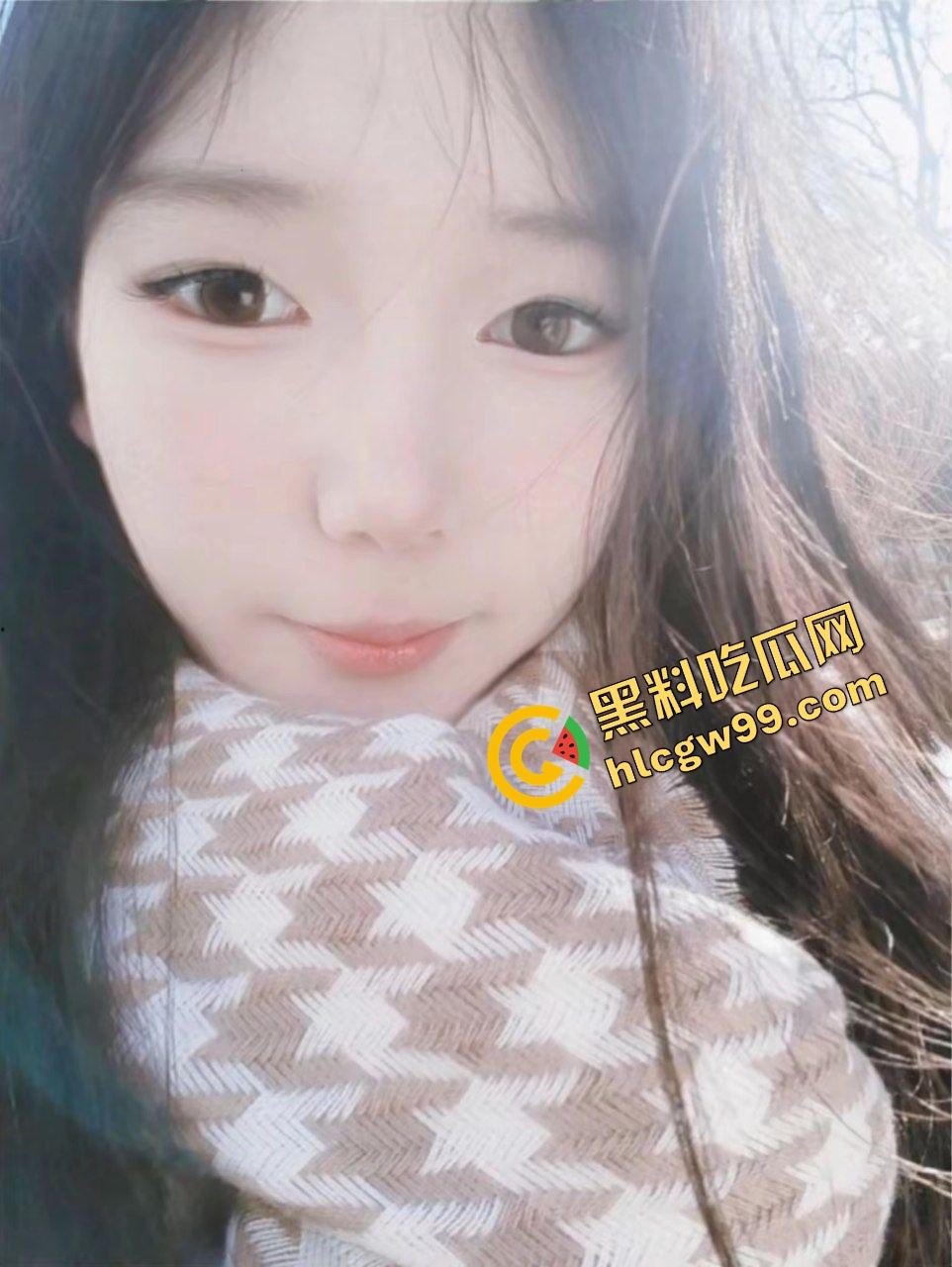 抖音清纯反差骚女大『HelloJia』玉哥帮上王者1800,足交肉偿伺候玉哥暴力后入输出!独家曝光流出!