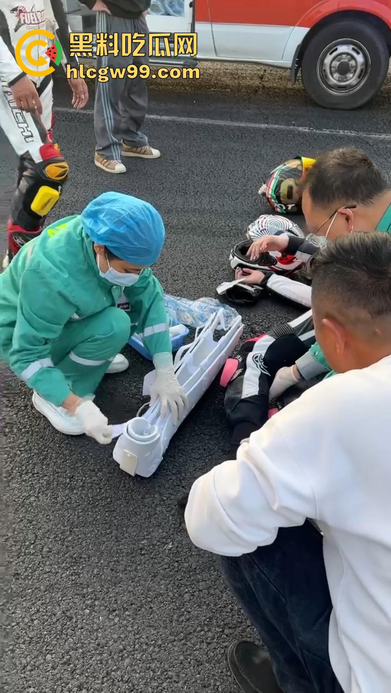 东莞英姿飒爽女骑士上演逆行惨剧,赛道飙车被撞飞数米, 当场休克被抬走!