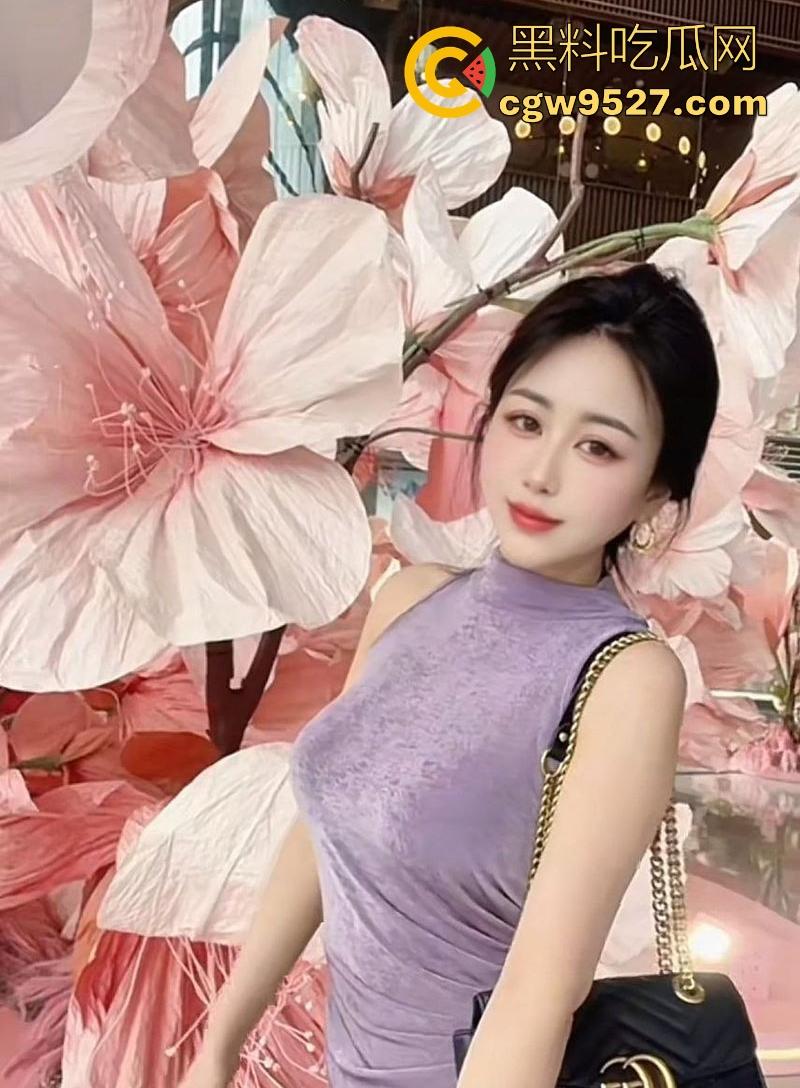 四川极品人妻欲求不满疯狂出轨约炮,性爱惨遭炮友泄露,巨乳肥臀黑丝诱惑,后入打桩高潮迭起!