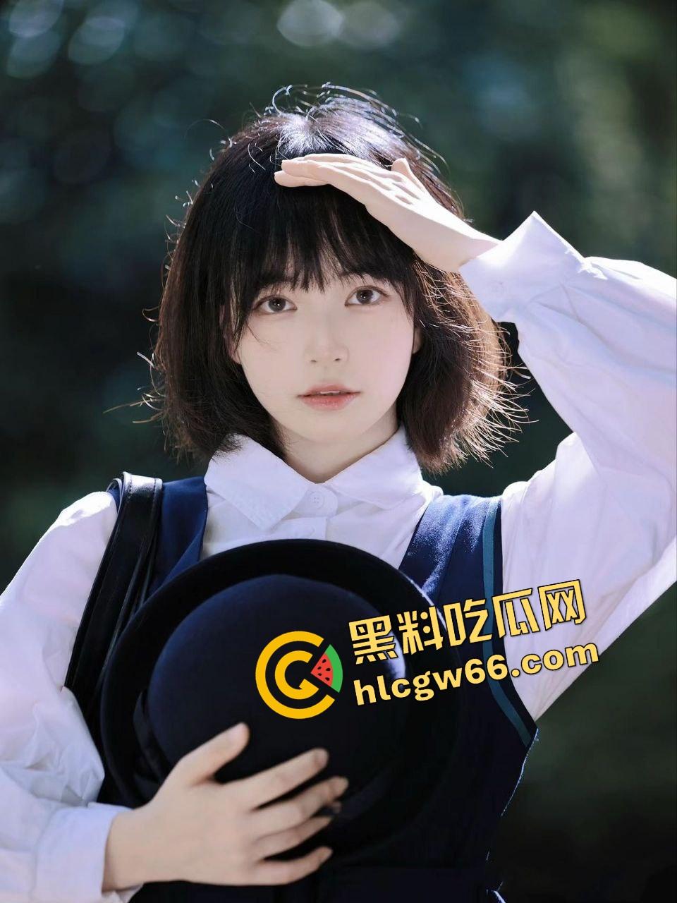 深圳大学『周淑馨』大学还没毕业就玩3P绿帽局,男友兴奋看女友被兄弟打桩,奶子抓到变形爽到翻白眼!