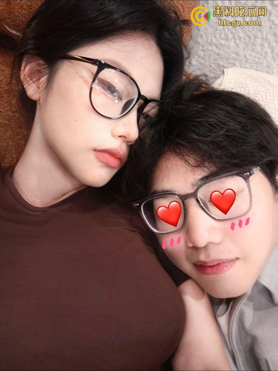 高冷御姐女友【周柯】调教日常!天天舔黑丝、被当狗训,哥们这是炫耀还是受虐?