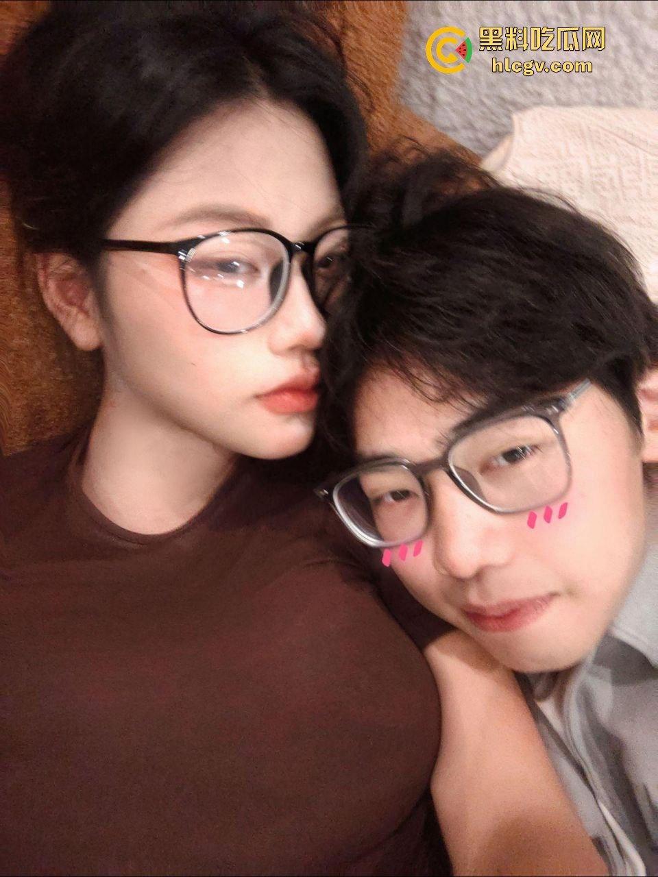 高冷御姐女友【周柯】调教日常!天天舔黑丝、被当狗训,哥们这是炫耀还是受虐?