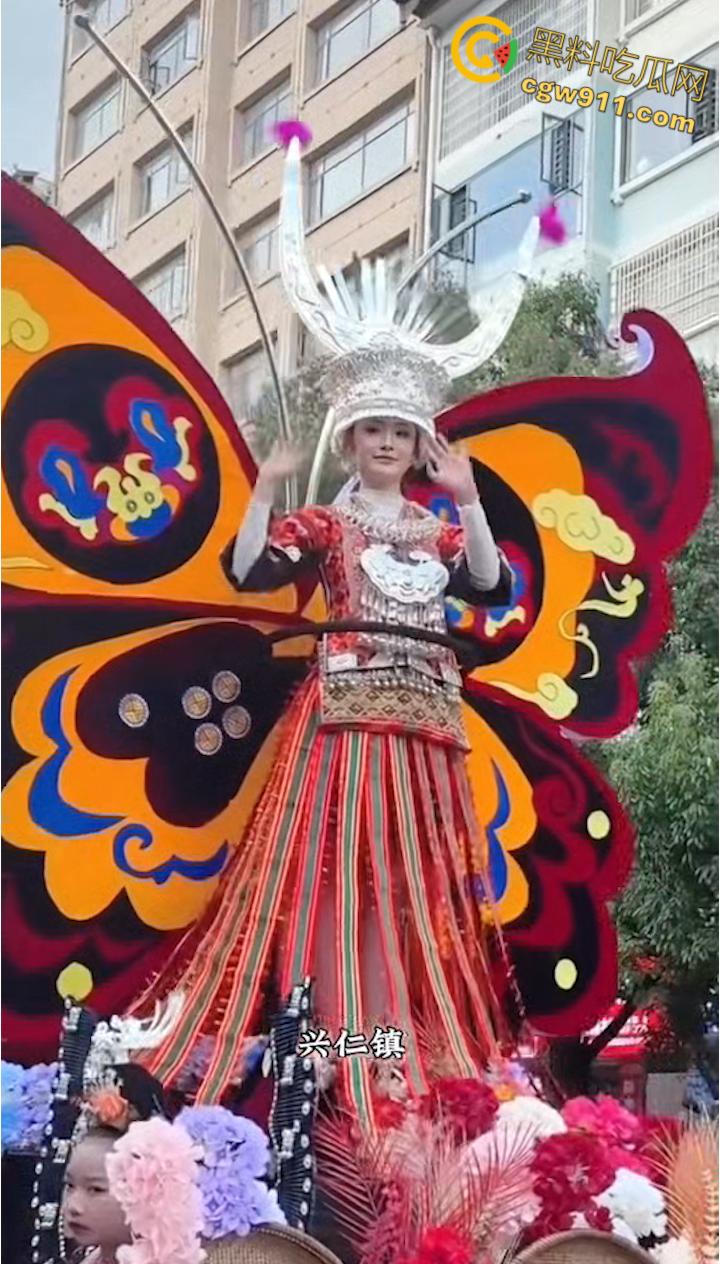 贵州丹寨县龙泉镇中国非遗保护年会 ,非遗周大型非遗万人盛装巡演,非遗瑰宝代代传,场面壮观精彩绝伦震撼人心!