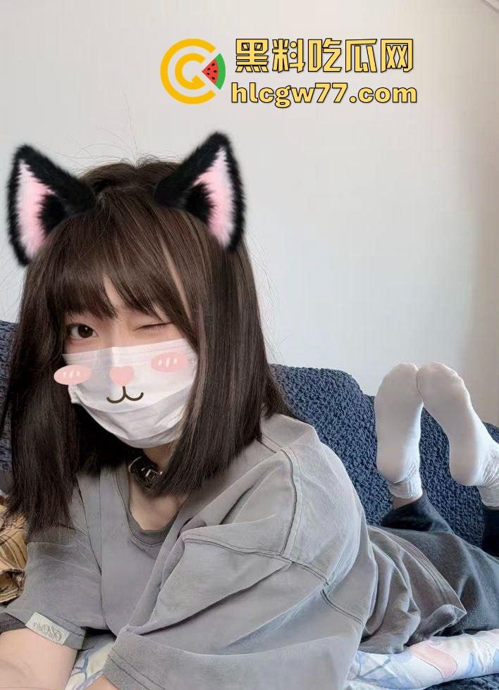 抖音14w粉丝网红【公主电闪】私密视频照片流出 卖片哥的评论都被删完了 女上骑乘超熟练!