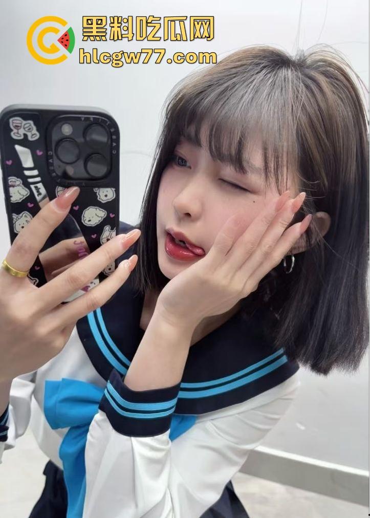 抖音14w粉丝网红【公主电闪】私密视频照片流出 卖片哥的评论都被删完了 女上骑乘超熟练!