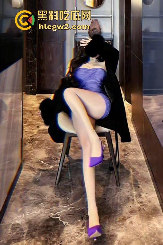 抖音擦边『蜜蜜Jessie』直播被连麦被导管狂冲导致封号,哥们撸得直接抽搐,脑洞YY成就顶级爽片!