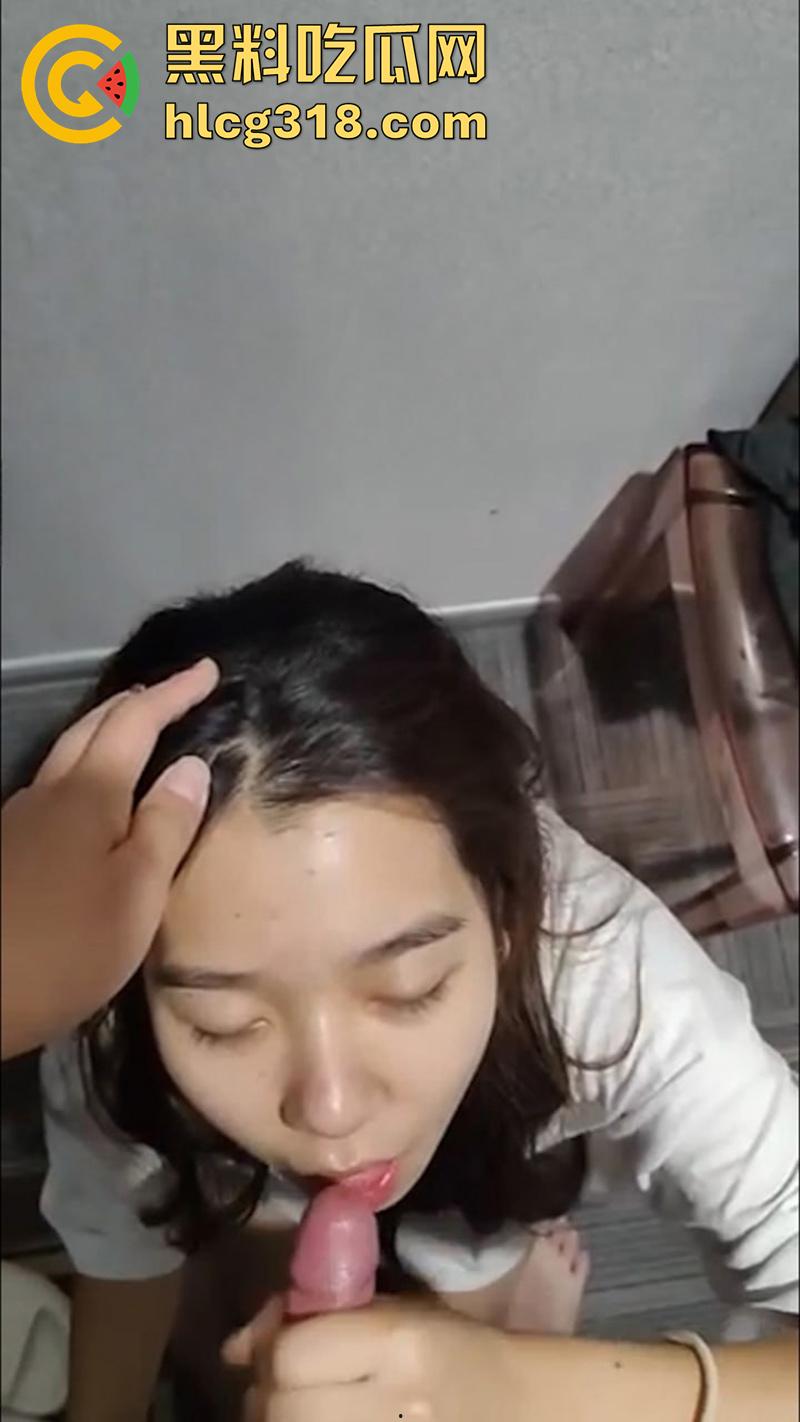 四川技师学院学术妲己【陈妙云】,身材纤细高挑超性感,穿情趣内衣勾引老师徐彪,做爱视频曝光!