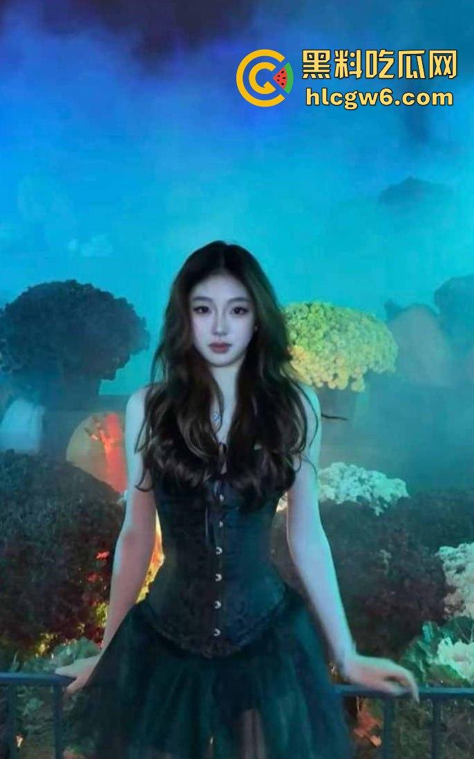 上海舞蹈生【刘静雯】视频泄露,车库男厕所双场狂操,清纯小浪货玩到腿软尿湿地,骚浪得让人头皮发麻!