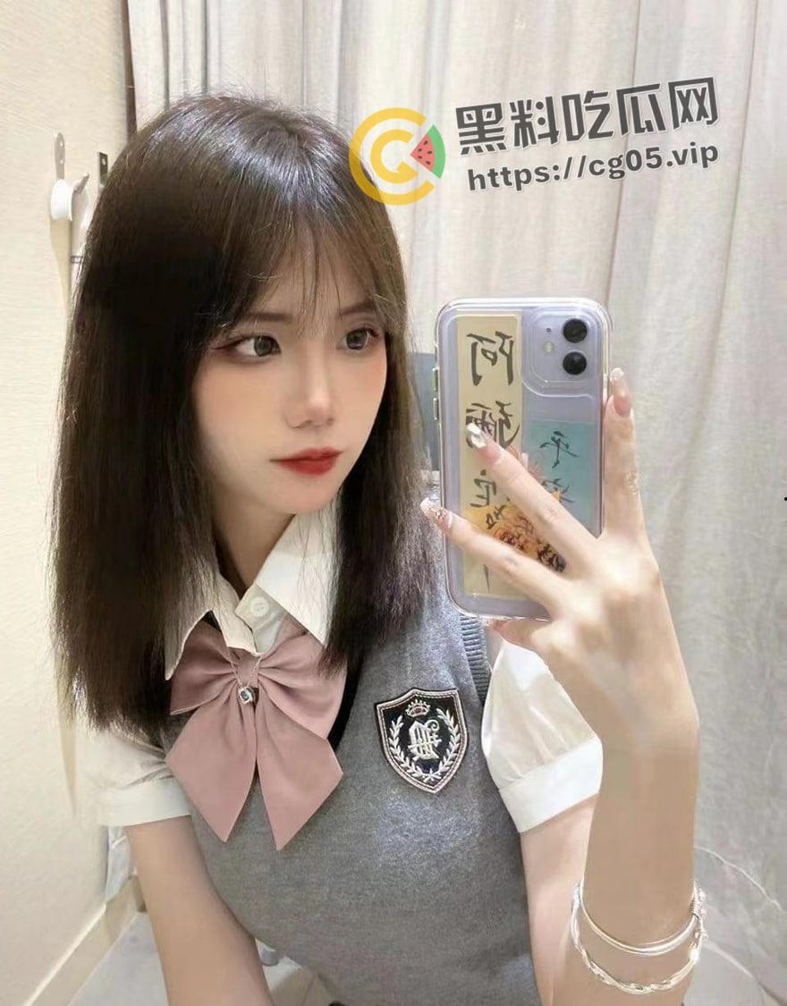 长沙商会会场妹子 【刘怡然】一点花言巧语就被拿下 两天就开房 乳交颜射 妹子也是会玩的啊