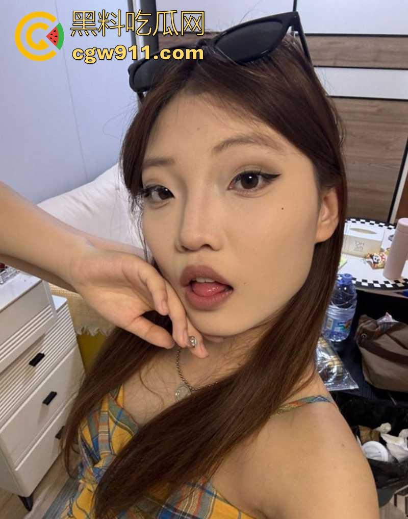 浙江反差女大【王钰婷】不雅视频流出,白虎蜜穴粉嫩诱人,约炮成瘾榨精母狗,无套爆操叫声超淫!