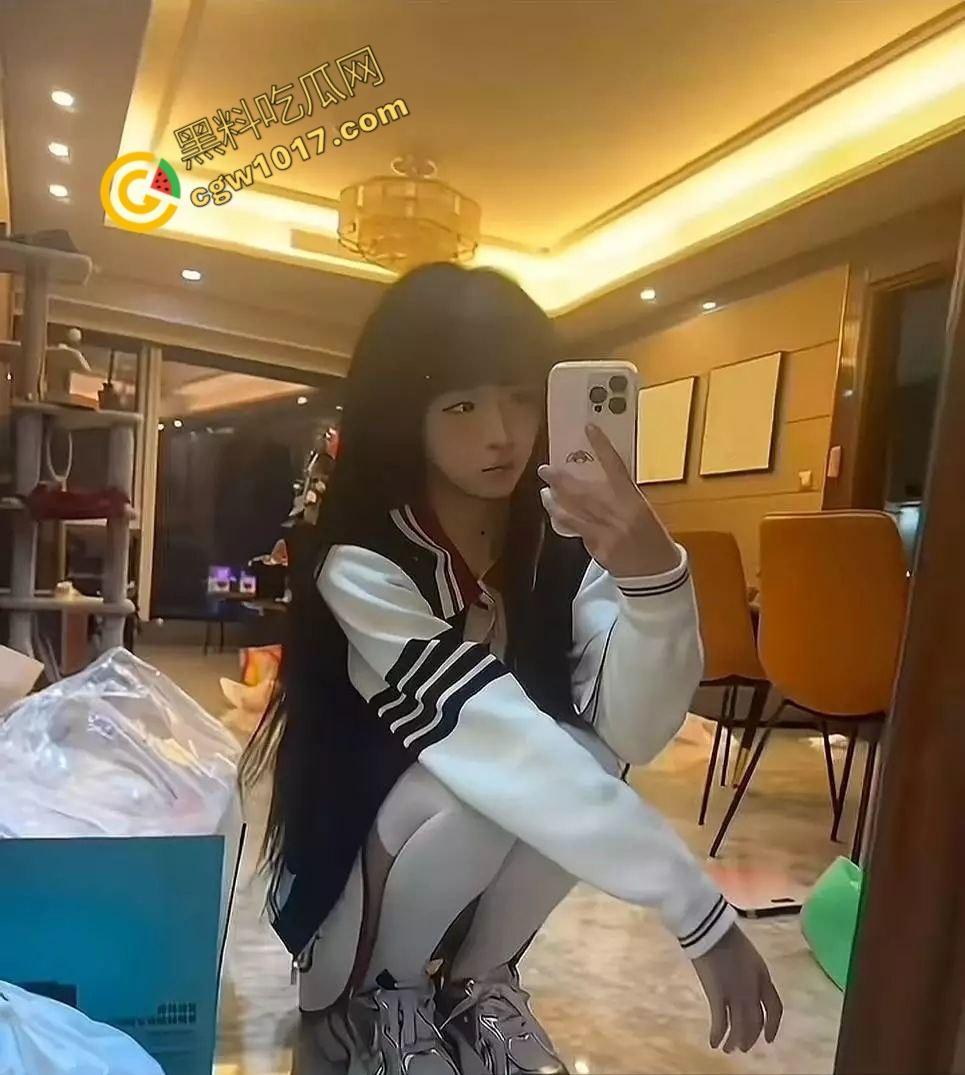 抖音百万粉丝【伍六七7】出轨视频曝光,借巡演之名与粉丝啪啪内射,夜夜笙歌逾越禁欲!