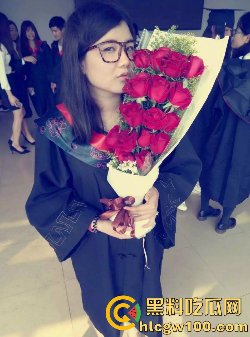 长春大学研究生母狗【张雨薇】,顶级K罩巨乳砸死人,抠烂裤裆粗大阳具抽插白虎骚穴,淫水超多