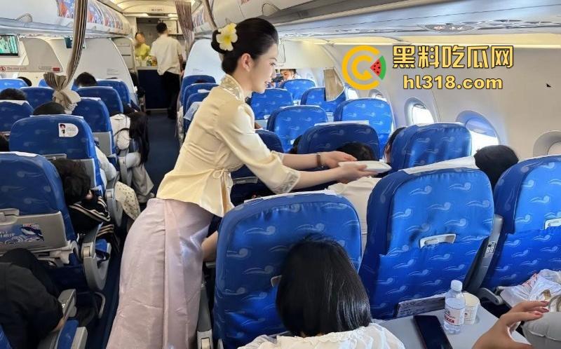 四川航空99年空姐【张美丽】气质空姐化身淫乱骚逼，欲望爆棚四处寻欢求操，骚到骨子里！