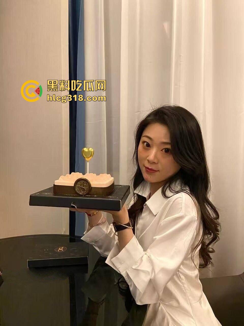 中铁三建女设计师『苗苗』被领导操到高潮口爆后闹掰互撕,操逼一时爽爆雷两行泪,鸡巴进嘴感情归零!